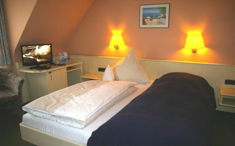 Zum Treuen Bartel Hotel Markgroningen Ruang foto