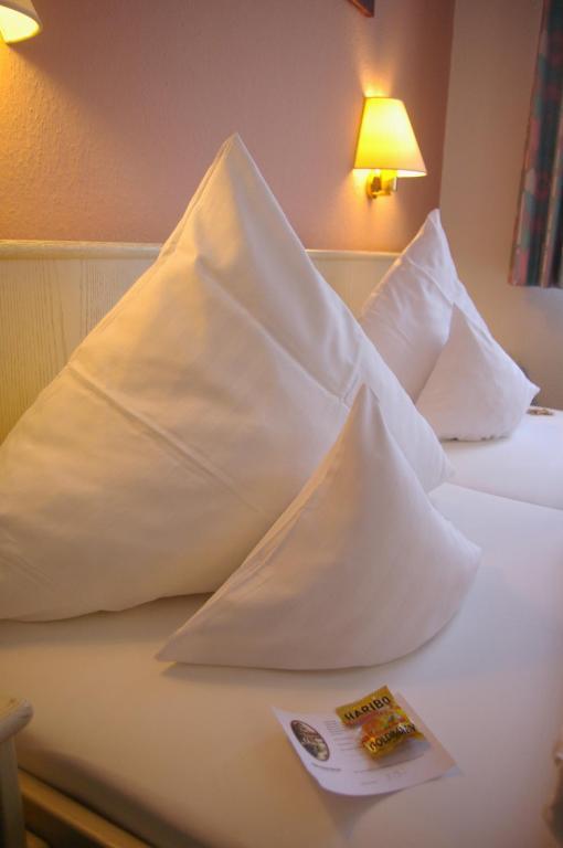 Zum Treuen Bartel Hotel Markgroningen Ruang foto